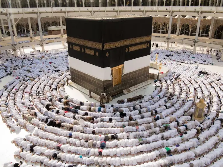 12 Perlengkapan Umroh Yang Harus Anda Persiapkan